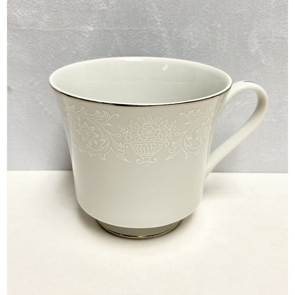 1 Crown Victoria Lovelace Replacement Cup‎ China Tea Cup Only - Picture 1 of 4